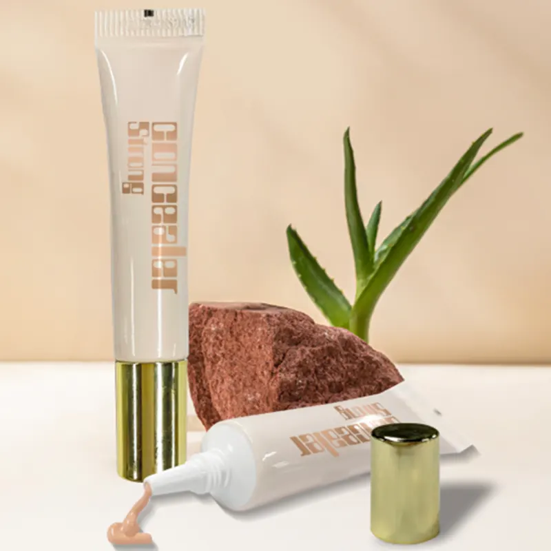Μεταξένιο λείο υγρό concealer